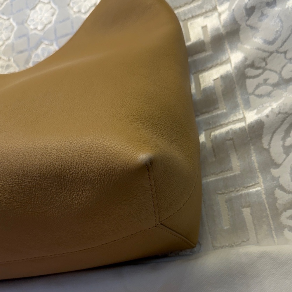 Mansur Gavriel Candy Hobo Bag - Picture 4 of 13